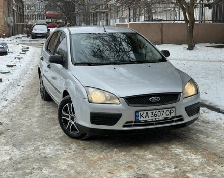 Сірий Форд Фокус, об'ємом двигуна 1.6 л та пробігом 320 тис. км за 3750 $, фото 1 на Automoto.ua