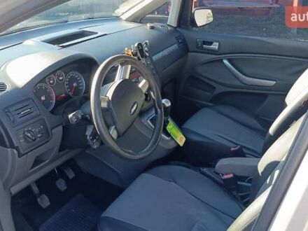 Серый Форд Фокус, объемом двигателя 1.8 л и пробегом 258 тыс. км за 4200 $, фото 1 на Automoto.ua