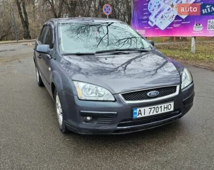 Серый Форд Фокус, объемом двигателя 1.6 л и пробегом 200 тыс. км за 3500 $, фото 1 на Automoto.ua
