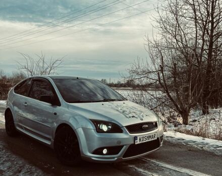 Сірий Форд Фокус, об'ємом двигуна 1.6 л та пробігом 340 тис. км за 4400 $, фото 1 на Automoto.ua