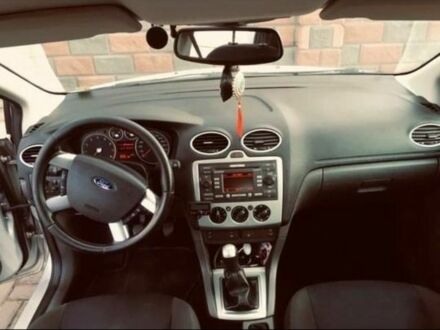 Серый Форд Фокус, объемом двигателя 0 л и пробегом 300 тыс. км за 4000 $, фото 1 на Automoto.ua