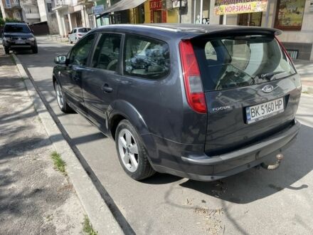 Сірий Форд Фокус, об'ємом двигуна 1.8 л та пробігом 230 тис. км за 4500 $, фото 1 на Automoto.ua