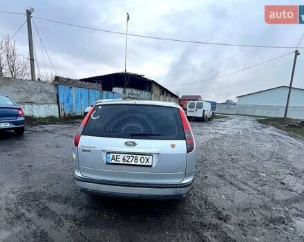 Серый Форд Фокус, объемом двигателя 1.6 л и пробегом 247 тыс. км за 5000 $, фото 1 на Automoto.ua