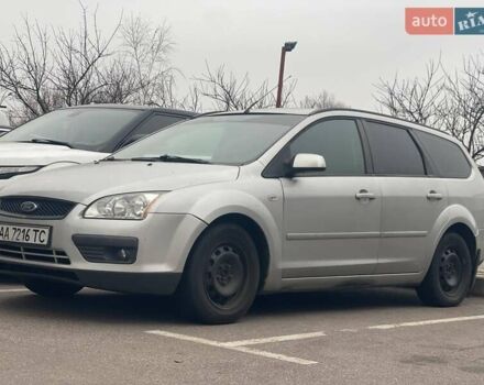Серый Форд Фокус, объемом двигателя 1.6 л и пробегом 79 тыс. км за 5500 $, фото 1 на Automoto.ua
