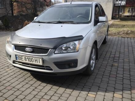 Сірий Форд Фокус, об'ємом двигуна 1.6 л та пробігом 152 тис. км за 5200 $, фото 1 на Automoto.ua