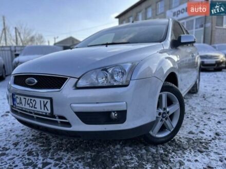 Серый Форд Фокус, объемом двигателя 1.6 л и пробегом 260 тыс. км за 5500 $, фото 1 на Automoto.ua