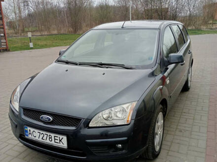 Форд Фокус 2007 в Нововолынск на Automoto.ua Серый Форд Фокус, объемом двигателя 1.56 л и пробегом 248 тыс. км за 5500 $, фото 1 на Automoto.ua