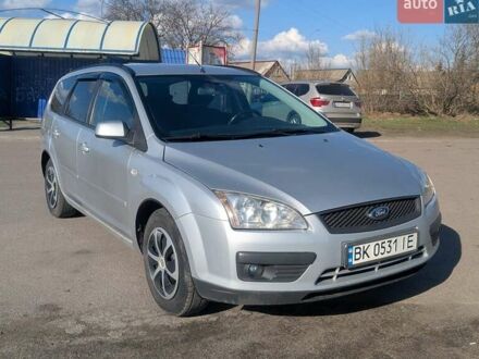 Сірий Форд Фокус, об'ємом двигуна 1.6 л та пробігом 475 тис. км за 4250 $, фото 1 на Automoto.ua