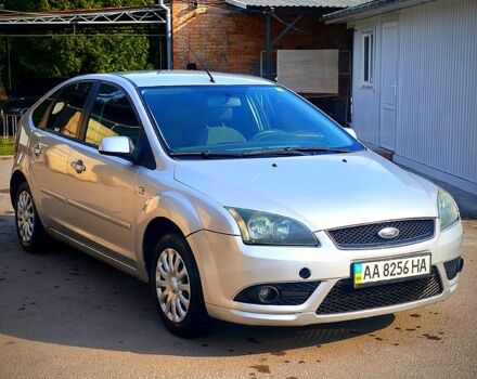 Сірий Форд Фокус, об'ємом двигуна 1.6 л та пробігом 281 тис. км за 3750 $, фото 1 на Automoto.ua