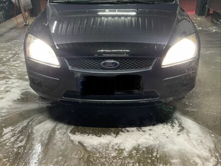 Сірий Форд Фокус, об'ємом двигуна 1.8 л та пробігом 300 тис. км за 1850 $, фото 1 на Automoto.ua