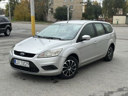 Серый Форд Фокус, объемом двигателя 1.3 л и пробегом 123 тыс. км за 2700 $, фото 1 на Automoto.ua