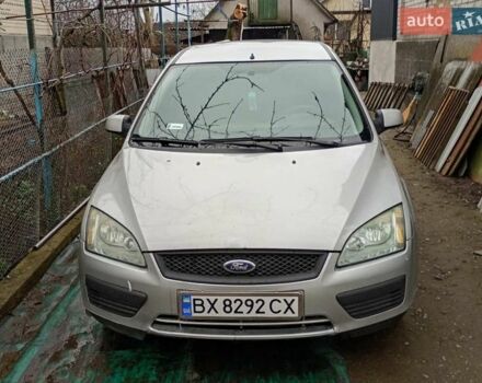 Серый Форд Фокус, объемом двигателя 1.6 л и пробегом 327 тыс. км за 3500 $, фото 1 на Automoto.ua