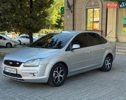 Серый Форд Фокус, объемом двигателя 1.6 л и пробегом 250 тыс. км за 3450 $, фото 1 на Automoto.ua