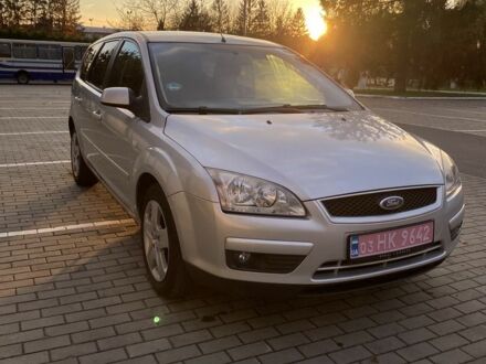 Серый Форд Фокус, объемом двигателя 1.6 л и пробегом 197 тыс. км за 4200 $, фото 1 на Automoto.ua