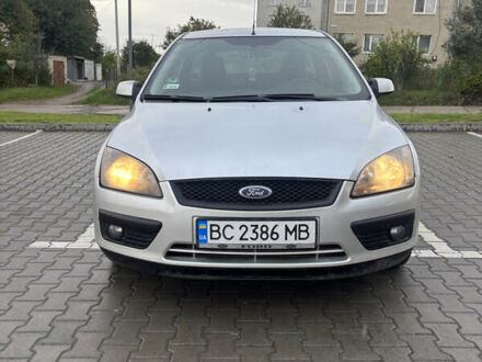 Серый Форд Фокус, объемом двигателя 1.56 л и пробегом 322 тыс. км за 4000 $, фото 1 на Automoto.ua