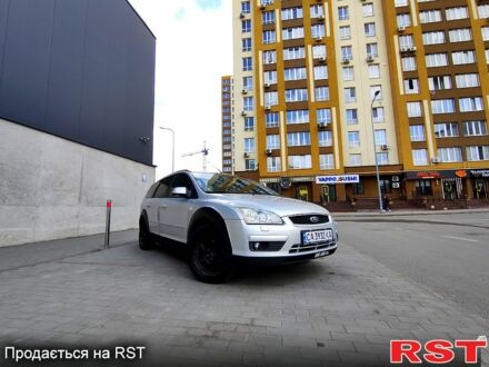 Серый Форд Фокус, объемом двигателя 1.6 л и пробегом 252 тыс. км за 4500 $, фото 1 на Automoto.ua