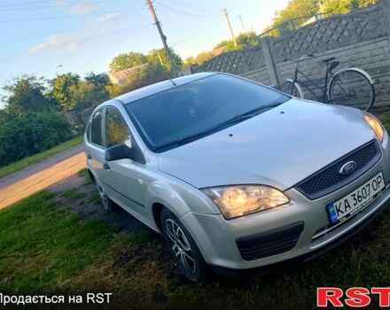 Сірий Форд Фокус, об'ємом двигуна 1.6 л та пробігом 200 тис. км за 4999 $, фото 1 на Automoto.ua