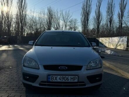 Серый Форд Фокус, объемом двигателя 1.6 л и пробегом 237 тыс. км за 4700 $, фото 1 на Automoto.ua
