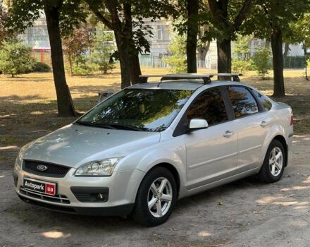 Сірий Форд Фокус, об'ємом двигуна 1.6 л та пробігом 225 тис. км за 4978 $, фото 1 на Automoto.ua