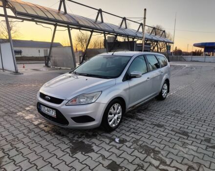 Серый Форд Фокус, объемом двигателя 1.8 л и пробегом 290 тыс. км за 2000 $, фото 1 на Automoto.ua