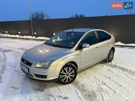 Серый Форд Фокус, объемом двигателя 1.8 л и пробегом 370 тыс. км за 5500 $, фото 1 на Automoto.ua