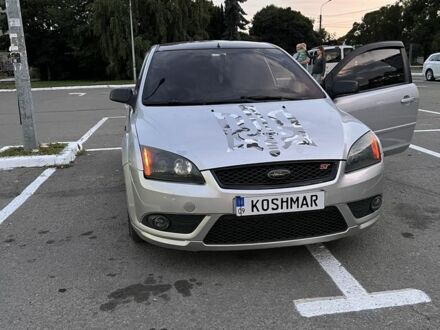 Серый Форд Фокус, объемом двигателя 1.6 л и пробегом 340 тыс. км за 4350 $, фото 1 на Automoto.ua