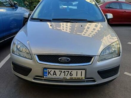 Серый Форд Фокус, объемом двигателя 1.6 л и пробегом 240 тыс. км за 4800 $, фото 1 на Automoto.ua