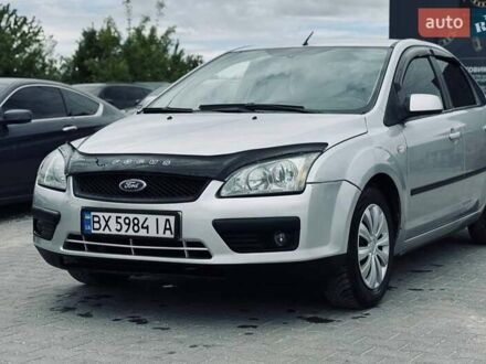Форд Фокус 2007 у Драбове на Automoto.ua Сірий Форд Фокус, об'ємом двигуна 1.6 л та пробігом 142 тис. км за 4300 $, фото 1 на Automoto.ua