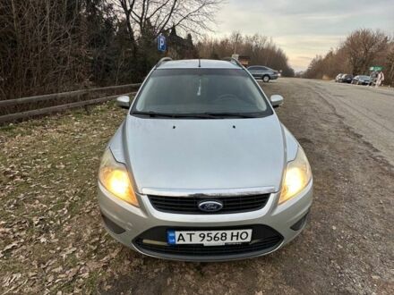 Форд Фокус 2008 в Ивано-Франковске на Automoto.ua Серый Форд Фокус, объемом двигателя 1.6 л и пробегом 326 тыс. км за 4999 $, фото 1 на Automoto.ua