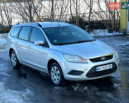 Серый Форд Фокус, объемом двигателя 1.6 л и пробегом 216 тыс. км за 4250 $, фото 1 на Automoto.ua