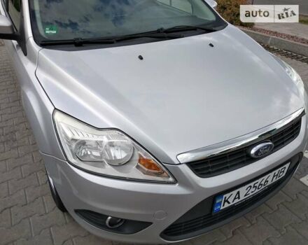 Сірий Форд Фокус, об'ємом двигуна 1.6 л та пробігом 206 тис. км за 5500 $, фото 1 на Automoto.ua