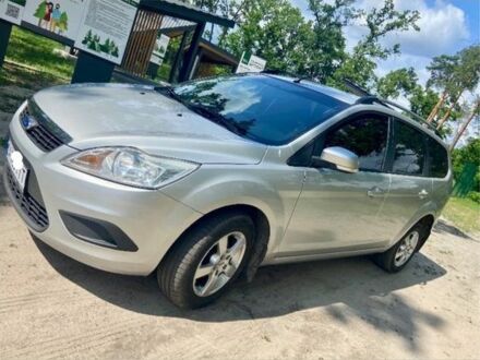 Серый Форд Фокус, объемом двигателя 1.6 л и пробегом 267 тыс. км за 6000 $, фото 1 на Automoto.ua