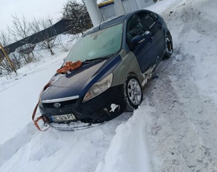 Серый Форд Фокус, объемом двигателя 1.6 л и пробегом 330 тыс. км за 3000 $, фото 1 на Automoto.ua