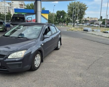 Сірий Форд Фокус, об'ємом двигуна 1 л та пробігом 197 тис. км за 4350 $, фото 1 на Automoto.ua