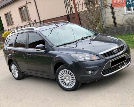 Серый Форд Фокус, объемом двигателя 1.6 л и пробегом 301 тыс. км за 4900 $, фото 1 на Automoto.ua