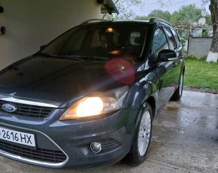 Серый Форд Фокус, объемом двигателя 1.56 л и пробегом 274 тыс. км за 4600 $, фото 1 на Automoto.ua