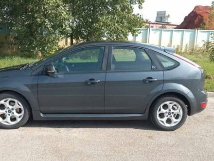 Сірий Форд Фокус, об'ємом двигуна 1.6 л та пробігом 325 тис. км за 5400 $, фото 1 на Automoto.ua