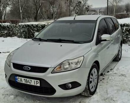 Серый Форд Фокус, объемом двигателя 2 л и пробегом 230 тыс. км за 6300 $, фото 1 на Automoto.ua