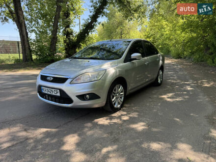 Форд Фокус 2008 у Києві на Automoto.ua Сірий Форд Фокус, об'ємом двигуна 2 л та пробігом 290 тис. км за 4800 $, фото 1 на Automoto.ua