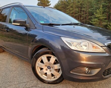 Сірий Форд Фокус, об'ємом двигуна 1.6 л та пробігом 221 тис. км за 5750 $, фото 1 на Automoto.ua