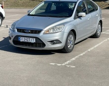 Серый Форд Фокус, объемом двигателя 1.6 л и пробегом 251 тыс. км за 3699 $, фото 1 на Automoto.ua