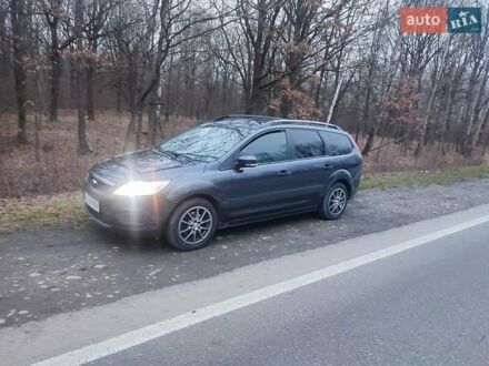 Серый Форд Фокус, объемом двигателя 1.6 л и пробегом 211 тыс. км за 5300 $, фото 1 на Automoto.ua
