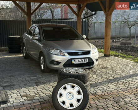 Серый Форд Фокус, объемом двигателя 1.6 л и пробегом 175 тыс. км за 5900 $, фото 1 на Automoto.ua