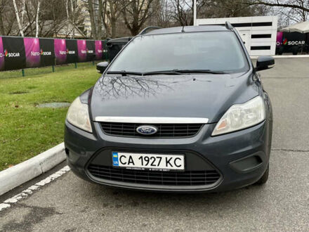 Серый Форд Фокус, объемом двигателя 1.6 л и пробегом 266 тыс. км за 5700 $, фото 1 на Automoto.ua