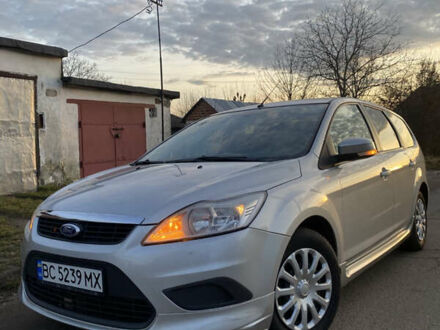 Серый Форд Фокус, объемом двигателя 1.56 л и пробегом 350 тыс. км за 4800 $, фото 1 на Automoto.ua