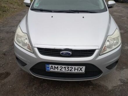 Серый Форд Фокус, объемом двигателя 1.6 л и пробегом 300 тыс. км за 4900 $, фото 1 на Automoto.ua