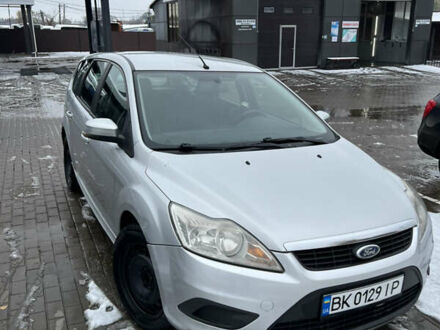 Сірий Форд Фокус, об'ємом двигуна 1.56 л та пробігом 300 тис. км за 4500 $, фото 1 на Automoto.ua