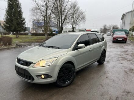 Серый Форд Фокус, объемом двигателя 1.6 л и пробегом 275 тыс. км за 4150 $, фото 1 на Automoto.ua