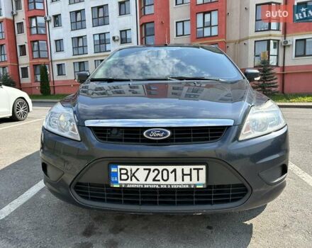 Сірий Форд Фокус, об'ємом двигуна 1.8 л та пробігом 304 тис. км за 4600 $, фото 1 на Automoto.ua