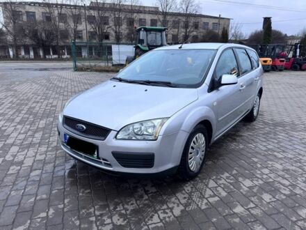 Серый Форд Фокус, объемом двигателя 0 л и пробегом 200 тыс. км за 2300 $, фото 1 на Automoto.ua